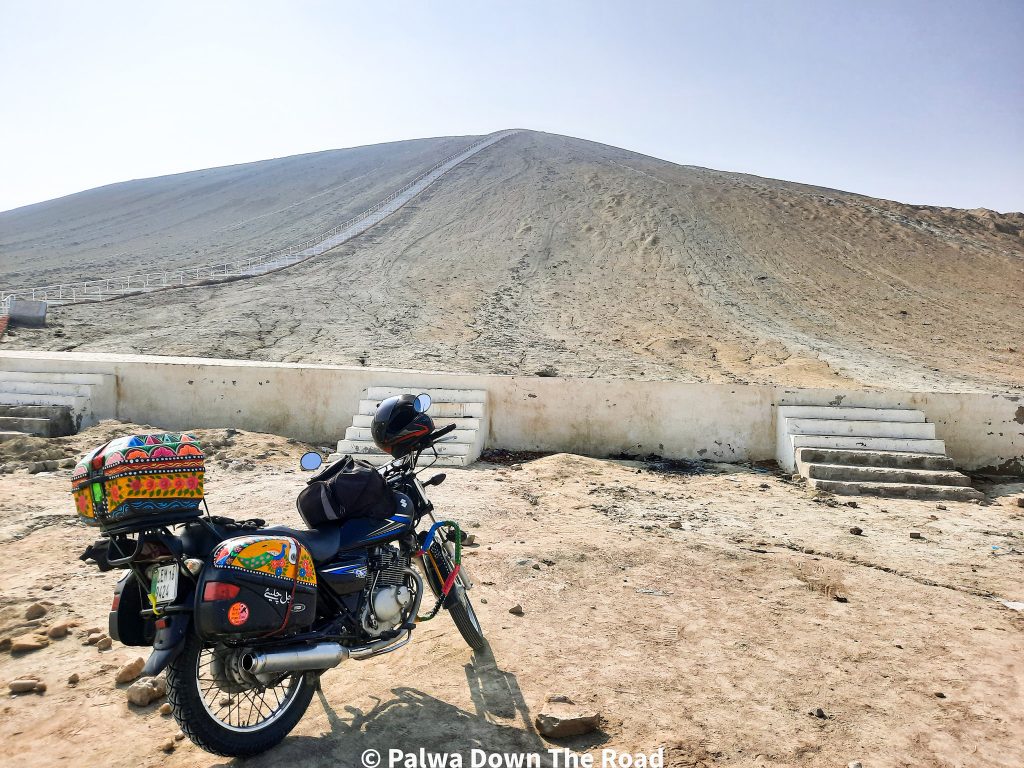 mud volcanoes of balochistan 1